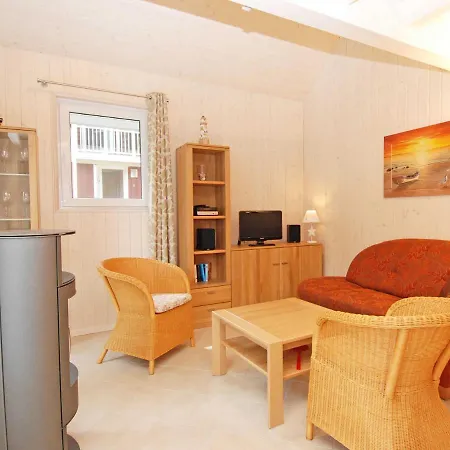 Strandpark Haus 224 بابي