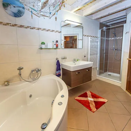 Сasa de vacaciones Strandpark Haus 224 *